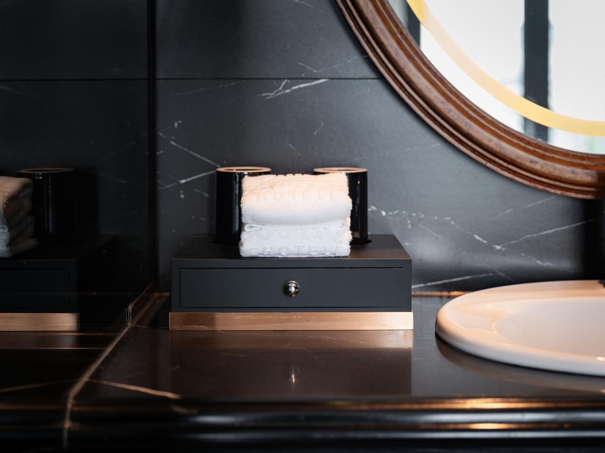 T Boutique Hotel ハノイ市 エクステリア 写真