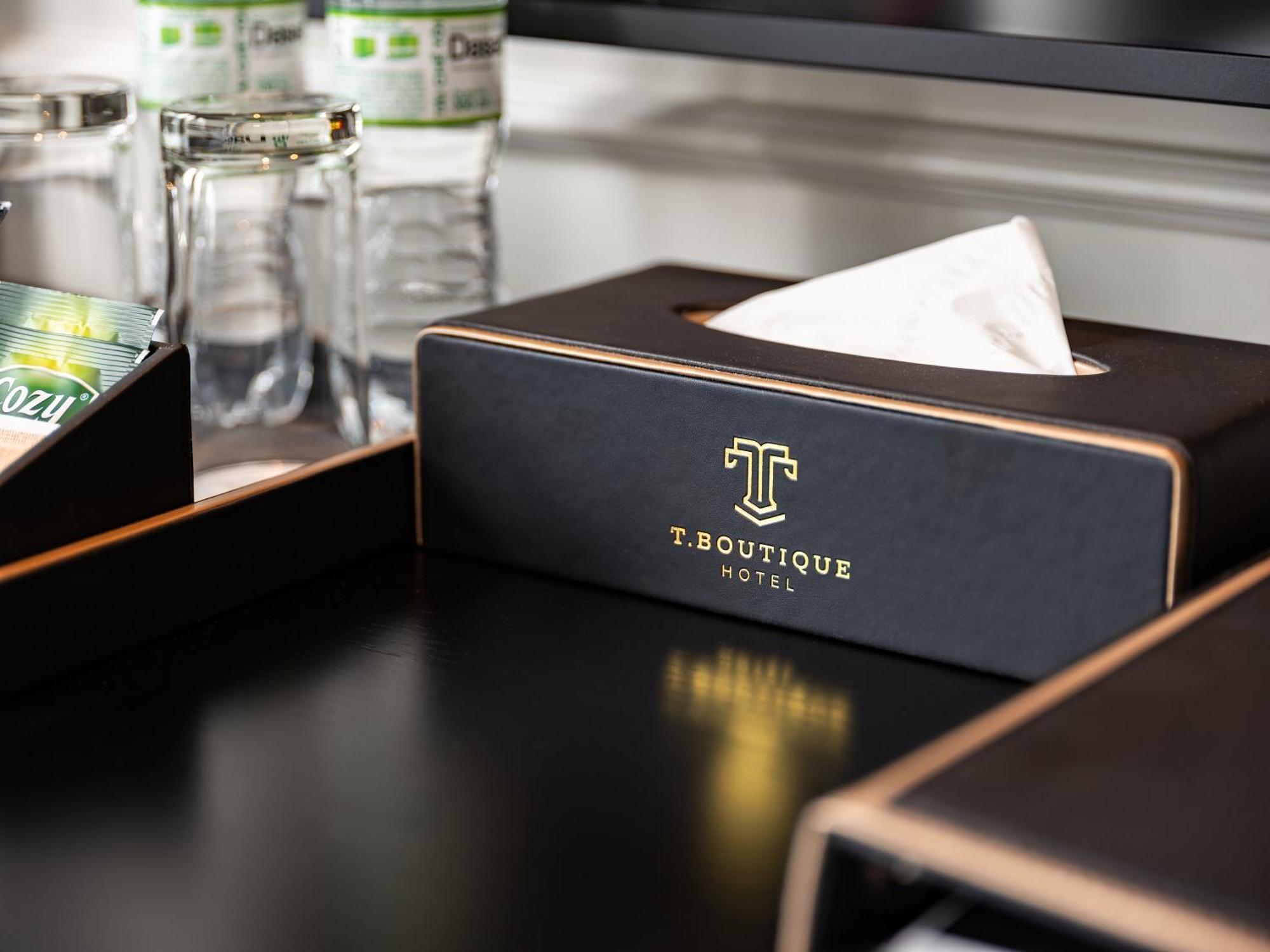T Boutique Hotel ハノイ市 エクステリア 写真